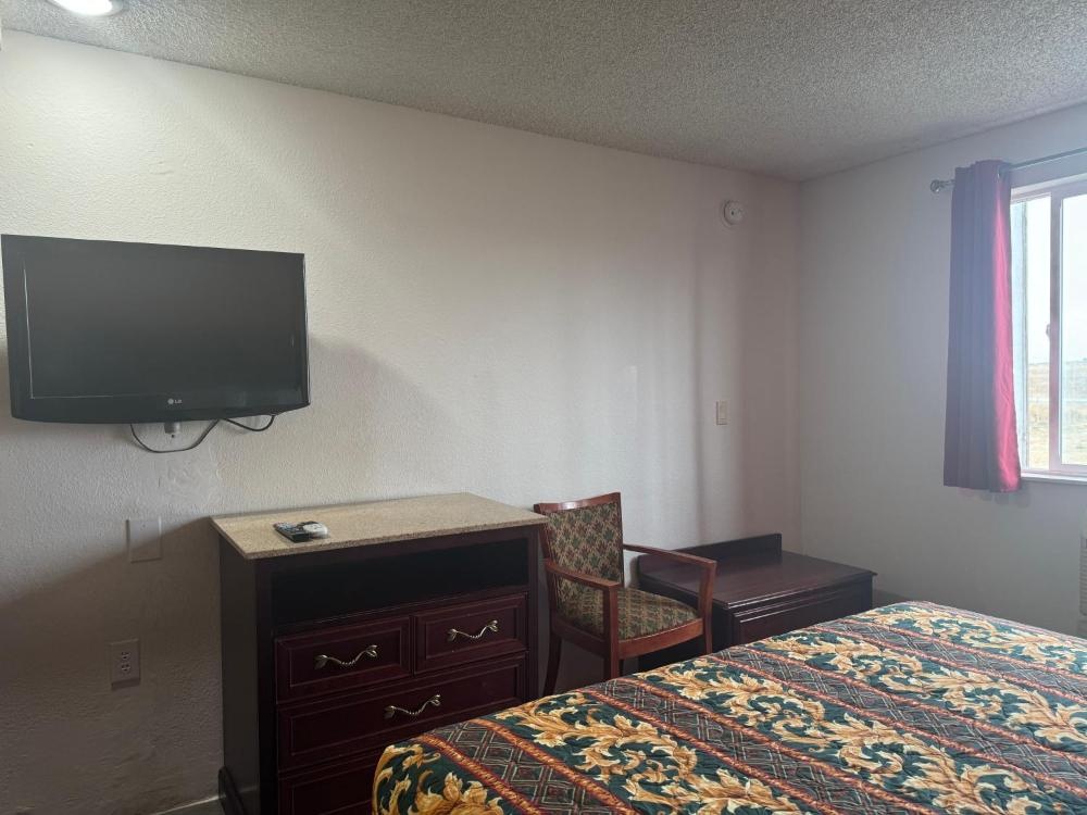 南帕酒店及套房